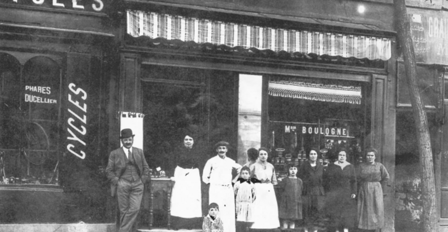 Alain Delon, enfant de Bourg-la-Reine