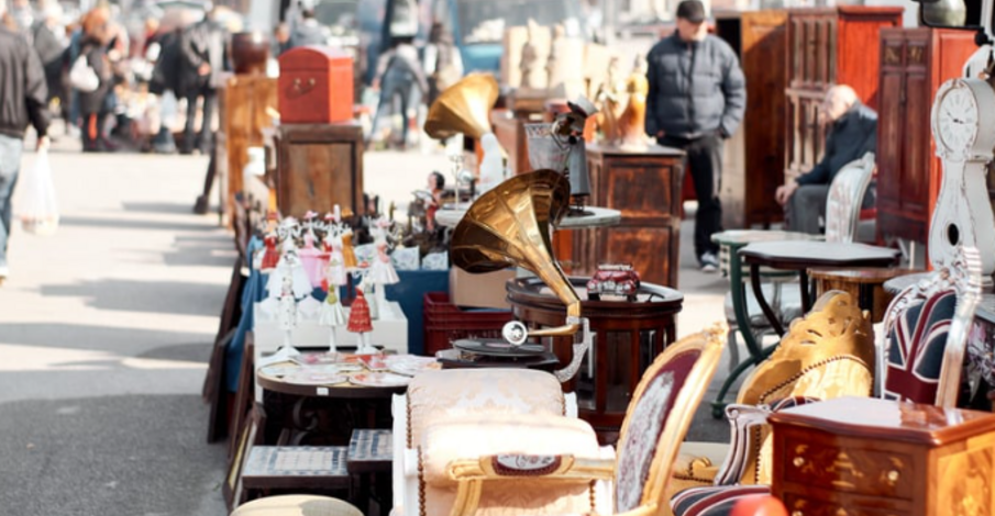 Grande brocante de l'Office du Tourisme