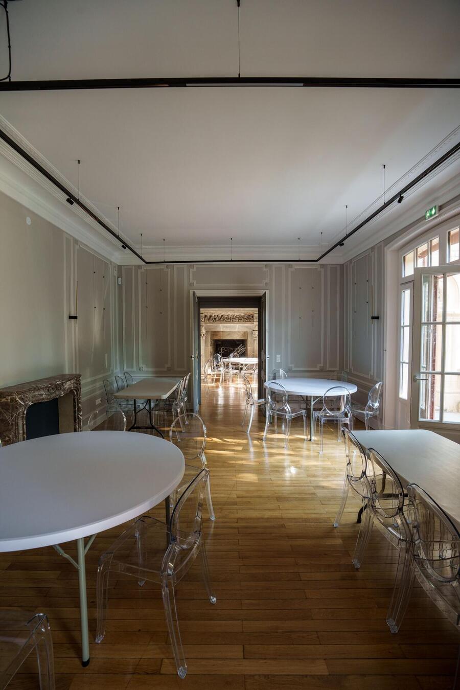 La Villa SaintCyr Ville de BourglaReine